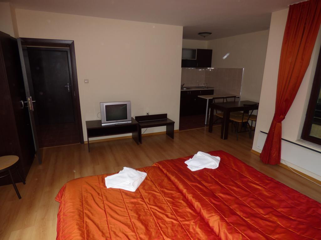 פמפורובו Nice Hotel מראה חיצוני תמונה